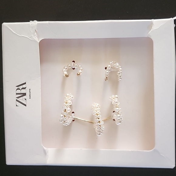 ZARA Pack of Pearl Earcuffs - Picture 7 of 14